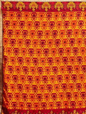 Оранжевое индийское сари из креп-жоржета, украшенное печатным рисунком со стразами