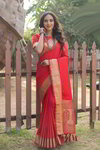 *Красное оригинальное красивое индийское сари из шёлка и жаккардовой ткани