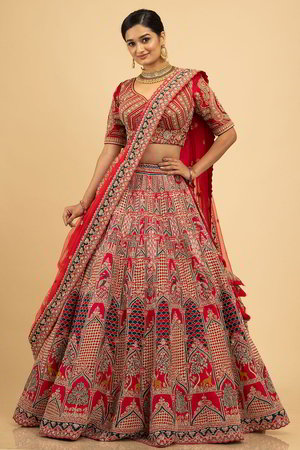 Красный национальный индийский женский свадебный костюм лехенга (ленга) чоли, вышитый шёлком с пайетками, перламутровыми бусинками и стразами