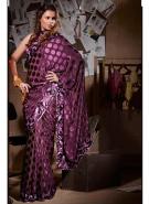 Пурпурное индийское сари из мерцающей вискозы