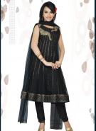 Коктейльное чёрное платье