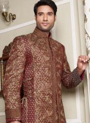 Бордовый национальный индийский свадебный мужской костюм из шёлка