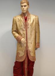 Золотой национальный индийский свадебный мужской костюм из шёлка (брюки алые)