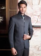 Грифельный модный мужской костюм-тройка (с жилетом) + рубашка + галстук с брошью