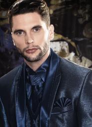 Полуночно-синий праздничный мужской костюм-тройка (с жилетом) + рубашка + галстук