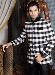 Чёрно-белый стильный мужской френч (воротник — стойка) в клетку