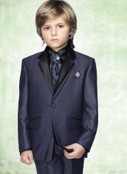 Тёмно-синий стильный костюм-двойка + чёрная рубашка + галстук с брошью для мальчиков от 2 до 16 лет