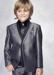 Серый парадный костюм-двойка + чёрная рубашка + галстук с брошью для мальчиков от 2 до 16 лет
