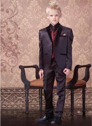 Чёрный праздничный костюм-тройка (с жилетом) + рубашка + галстук с брошью для мальчиков от 2 до 16 лет