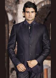 Антрацитовый зауженный мужской френч (воротник — стойка) + брюки + рубашка + галстук с брошью