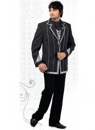 Чёрный стильный мужской костюм-тройка (с жилетом)