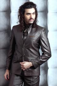 Стильный мужской костюм-двойка цвета мокрого асфальта + рубашка + галстук с брошью