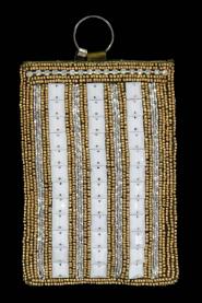 Индийская маленькая сумочка-брелок, вышитая бисером, украшенная стразами