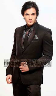 Свадебный / вечерний мужской костюм-двойка цвета бистр + рубашка + галстук с брошью