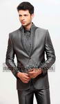 Серый свадебный / вечерний мужской костюм-двойка, украшенный вышивкой, бисером и стразами + рубашка + галстук с брошью