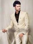 Кремовый мужской костюм-двойка + шёлковая рубашка