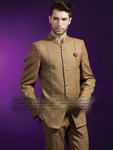 Песочный мужской костюм-двойка из льна