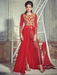 Красное длинное платье / костюм, с длинным рукавами, украшенное вышивкой скрученной шёлковой нитью и стразами