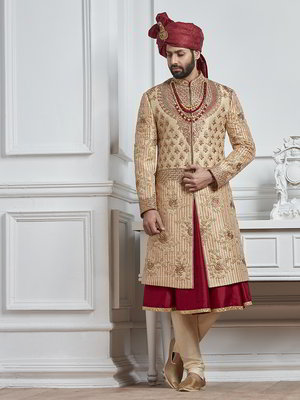 Бежевый с красным индийский свадебный мужской костюм