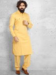Жёлтый национальный индийский мужской костюм из хлопка
