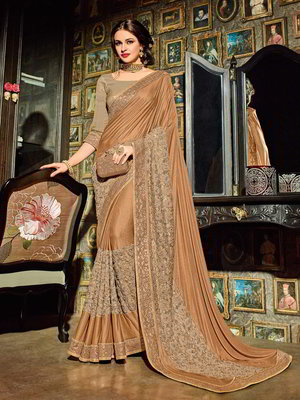 Коричневое вечернее индийское сари, украшенное вышивкой