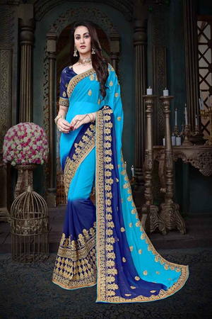 Синее индийское сари из креп-жоржета, украшенное вышивкой