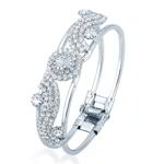 Када — индийский широкий разъёмный браслет из цинка, покрытый родием, прозрачные стразы