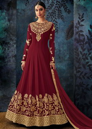 Бордовое длинное платье в пол из креп-жоржета, с длинными рукавами, украшенное вышивкой с люрексом