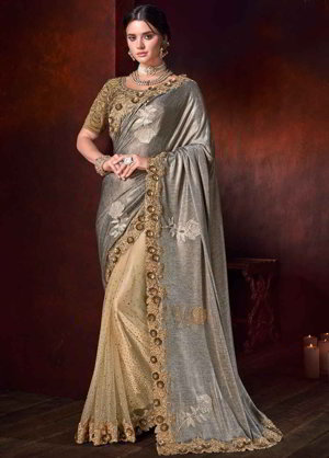 Серебристое и золотое индийское сари, украшенное вышивкой