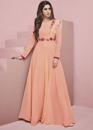 Персиковое длинное платье в пол из шифона, с длинными рукавами, украшенное вышивкой и стразами