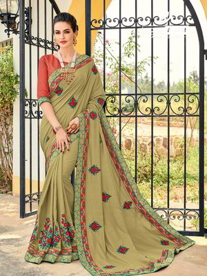 Зелёное шёлковое индийское сари