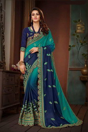 Тёмно-синее индийское сари из шёлка, украшенное вышивкой