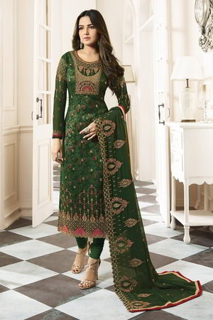 Зелёное индийское платье / костюм из креп-жоржета, с длинными рукавами,  украшенное вышивкой с люрексом