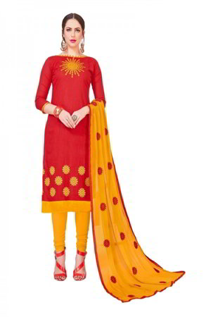 Красное хлопковое платье / костюм, украшенное вышивкой