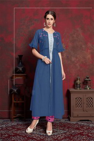 Серая и синяя шёлковая туника, украшенная вышивкой