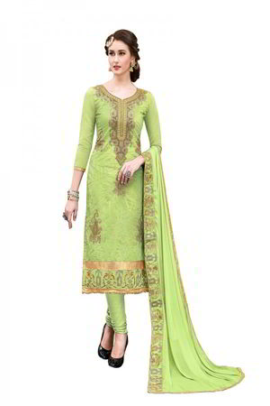 Фисташковое шифоновое и хлопковое платье / костюм, украшенное вышивкой