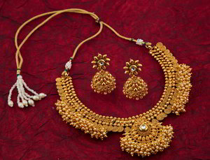 Позолоченное индийское ожерелье + серьги-колокольчики