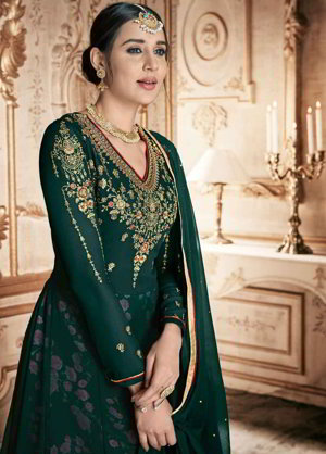 Тёмно-зелёное длинное платье / анаркали / костюм из креп-жоржета и шёлка, украшенное печатным рисунком, вышивкой