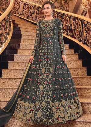Серое длинное платье / анаркали / костюм из шёлка и фатина, украшенное цветочной вышивкой