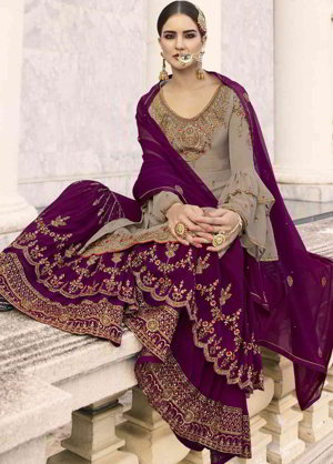 Фиолетовое и бежевое платье / костюм из креп-жоржета и атласа, украшенное вышивкой