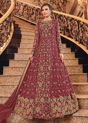 Бордовое длинное платье / анаркали / костюм из шёлка и фатина, украшенное цветочной вышивкой