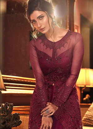 Бордовое платье / костюм из шёлка и фатина, украшенное вышивкой