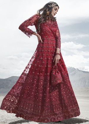 Красное длинное платье / анаркали / костюм из атласа и фатина