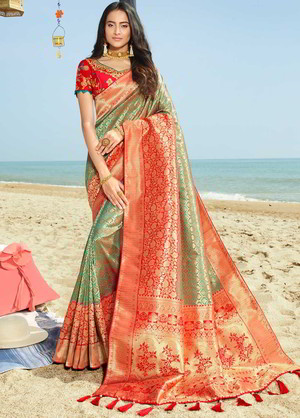 Красное индийское сари из жаккардовой ткани и шёлка, украшенное вышивкой люрексом