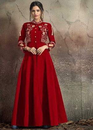 Красное шифоновое и шёлковое длинное платье / анаркали / костюм, украшенное вышивкой