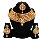 *Молочное и золотое индийское украшение на шею со стразами