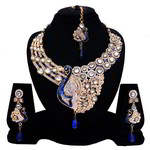 *Молочное и золотое индийское украшение на шею со стразами, искусственными камнями