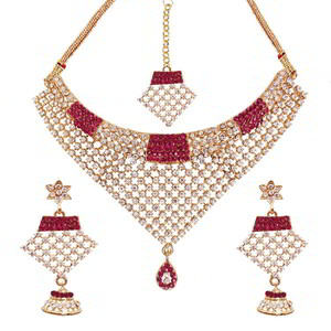 Молочное и золотое индийское украшение на шею со стразами