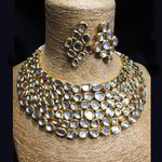 *Золотые индийское украшение на шею с искусственными камнями