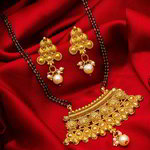 *Молочное и золотое индийское свадебное украшение (мангалсутра) с перламутровыми бусинками